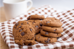 Cookies choco-cannelle et Mouhalabieh à la rose