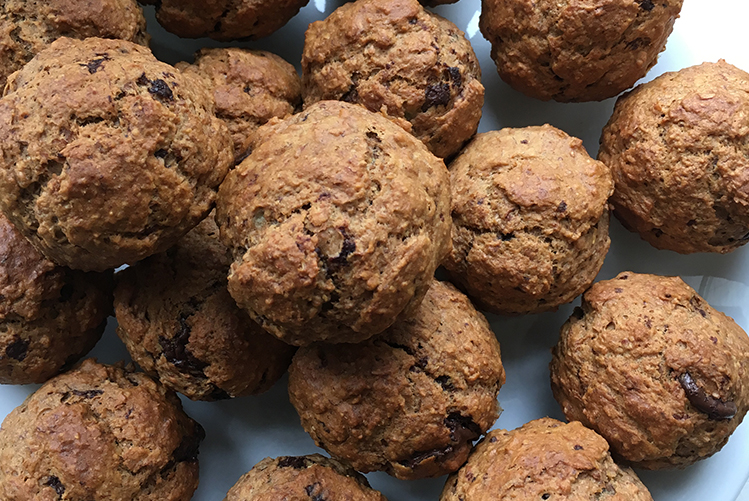 Muffins vegans à la banane et au chocolat