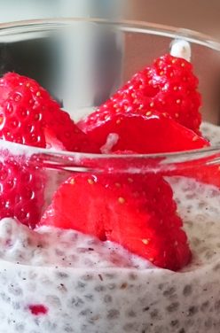 Pudding aux fraises et à la crème de chia
