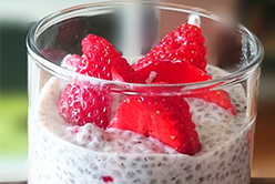 Pudding aux fraises et à la crème de chia