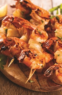 Brochettes de Gambas et Saint-Jacques au boulgour fin