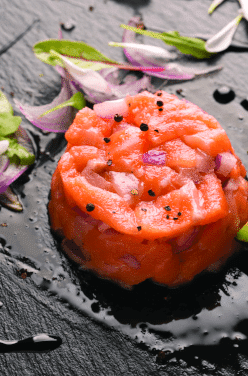 Tartare aux deux saumons à la crème balsamique