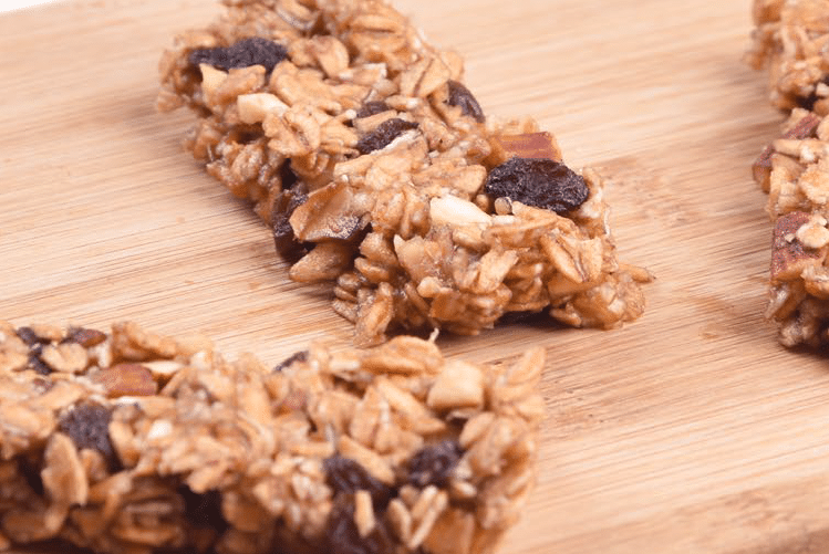 Barres diététiques aux raisins secs et amandes