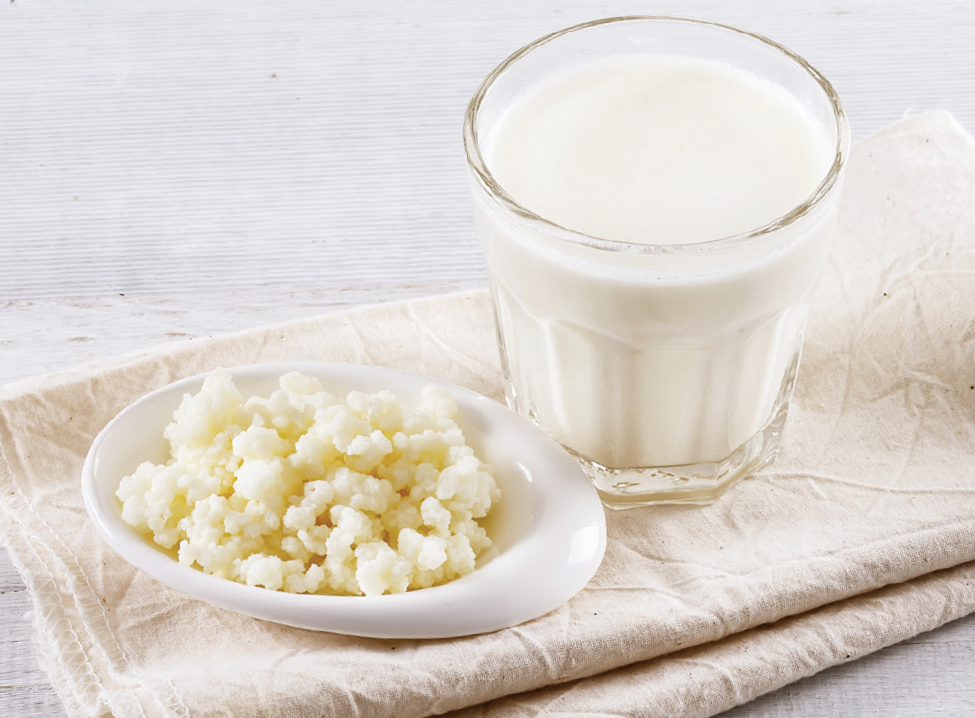 Kéfir de lait aux fruits rouges maison