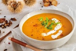 VELOUTÉ COCO LENTILLES CORAIL.